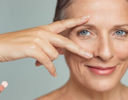 Sekrety skutecznej pielęgnacji cery dojrzałej z kosmetykami Avon